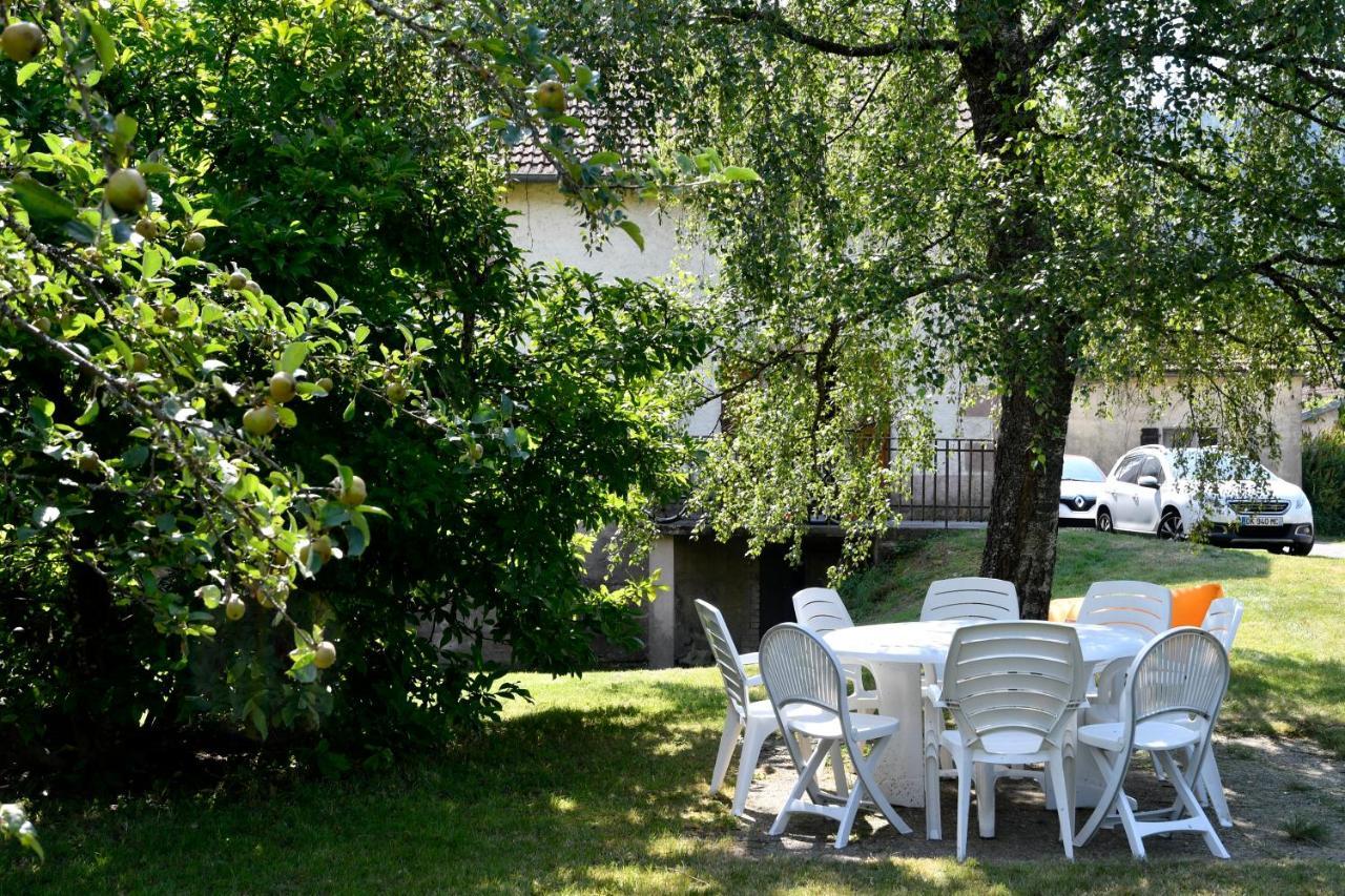 Ferme De Ma Grand-Mere Le Haut-du-Them Екстер'єр фото
